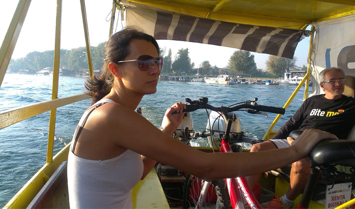Boat ride from Sava quay to Ada ciganlija. 