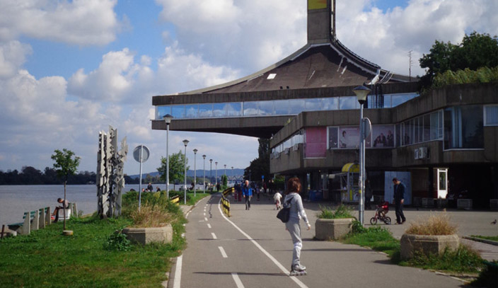 Dorcol quay near Gale Muskatirovic center